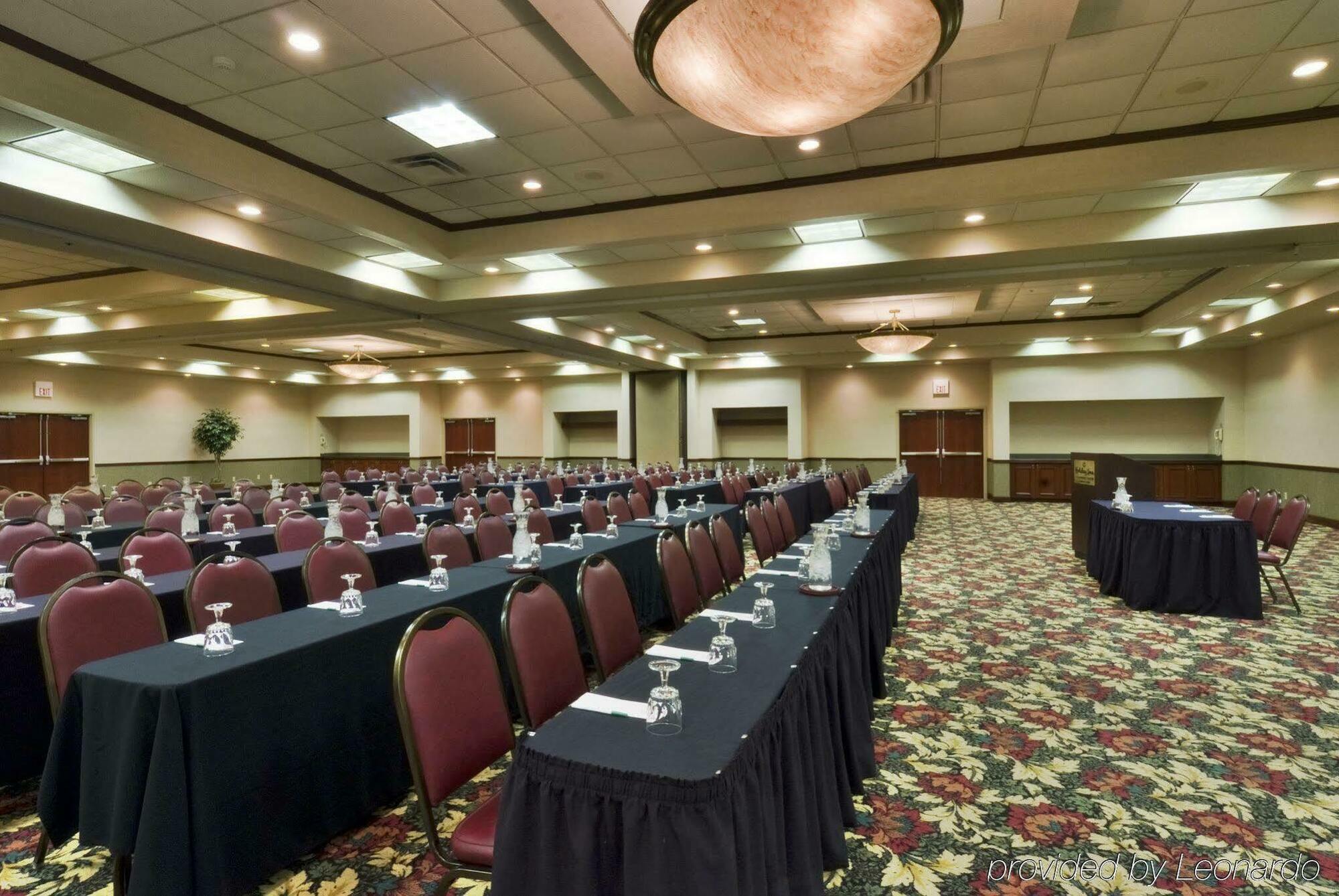Holiday Inn Dayton/Fairborn I-675 By Ihg Экстерьер фото